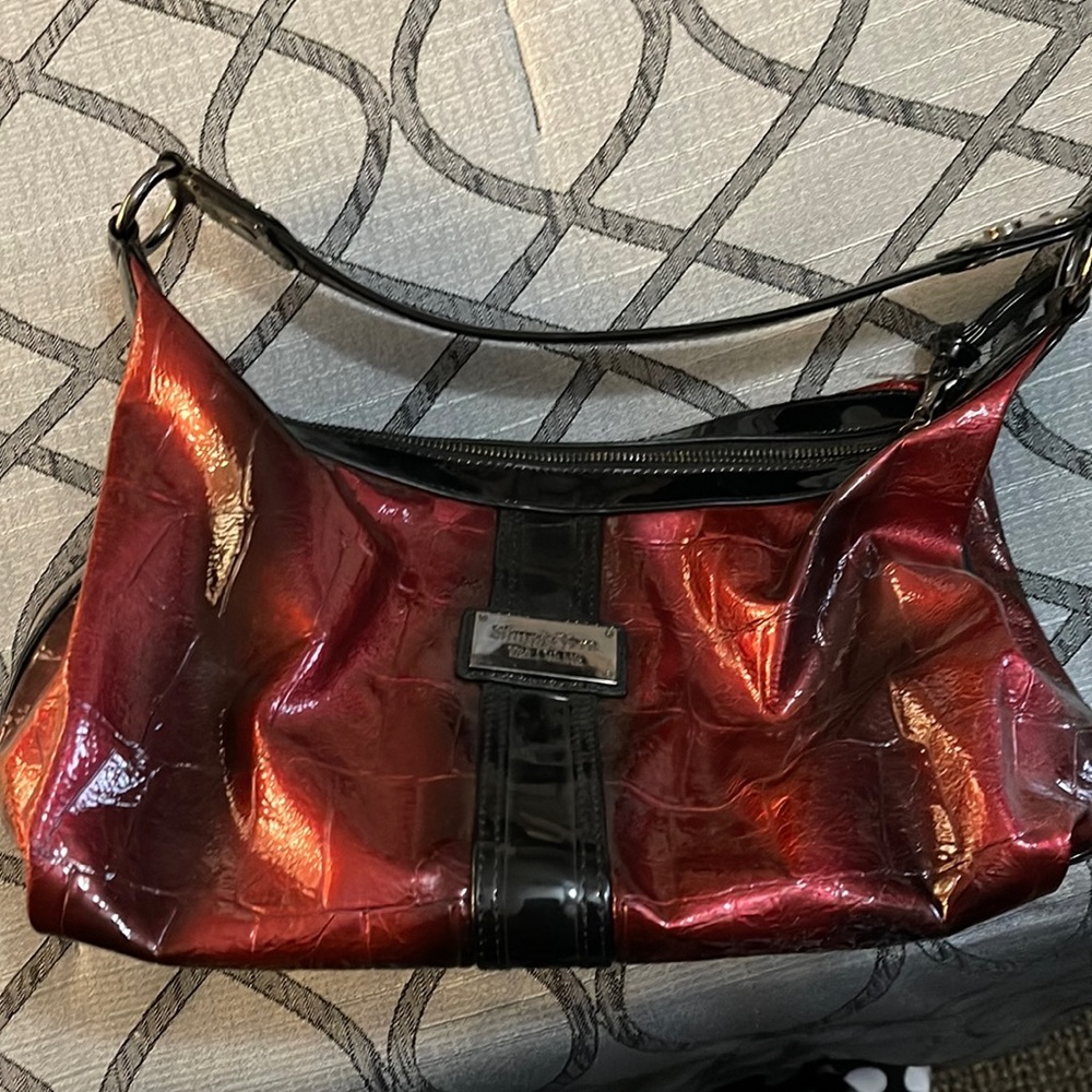 Simply Vera Vera Wang metallic shoulder bag